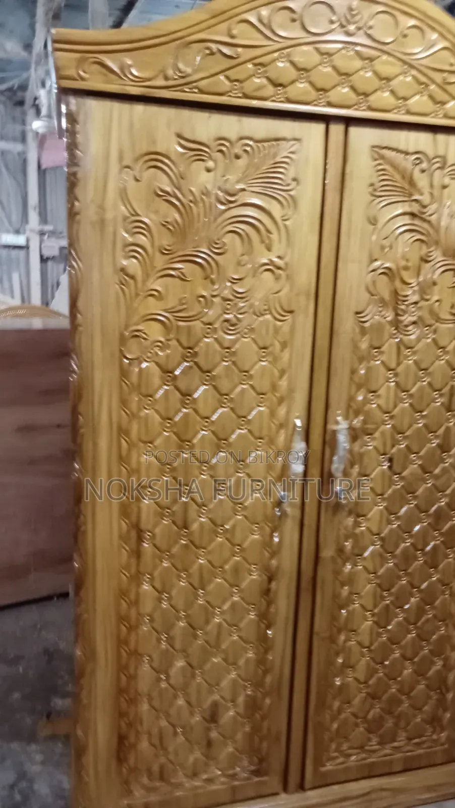 ১০০% চিটাগং সেগুন কাঠের আলমারি বিক্রয় হবে