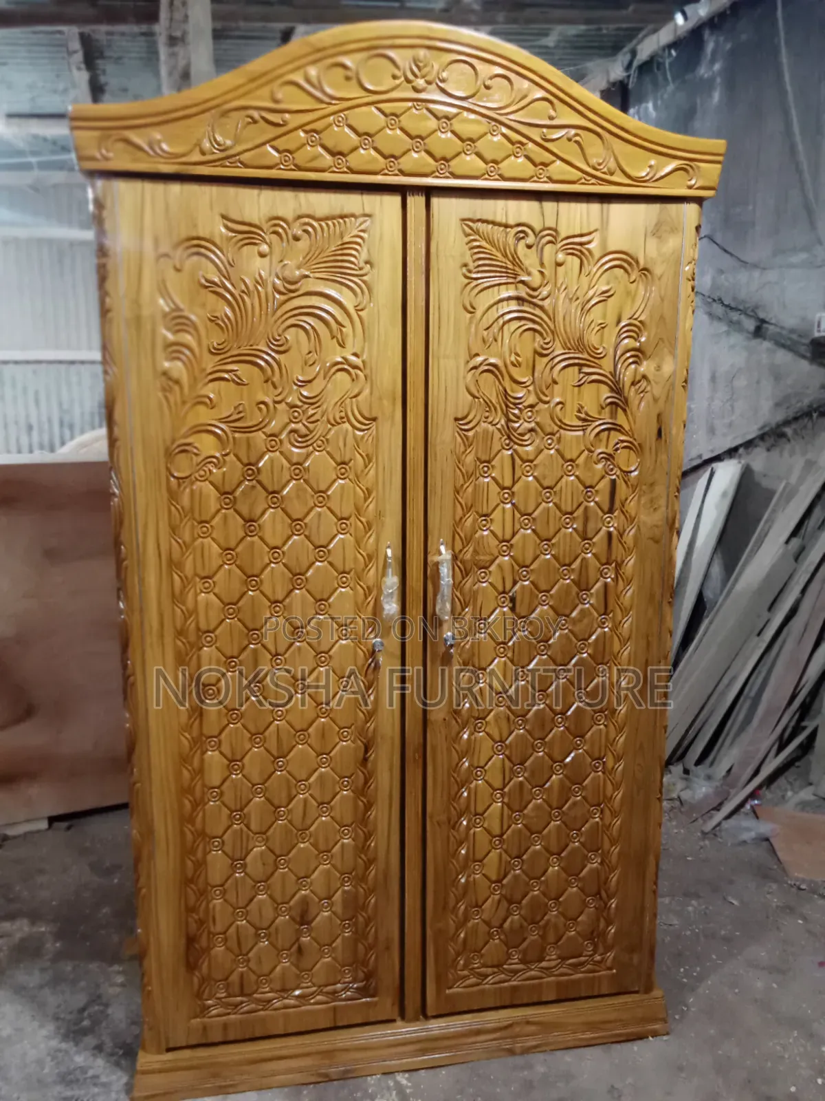 ১০০% চিটাগং সেগুন কাঠের আলমারি বিক্রয় হবে