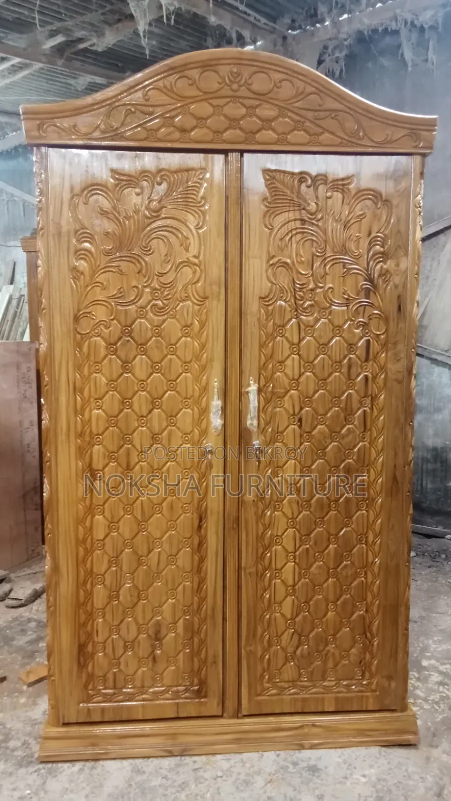 ১০০% চিটাগং সেগুন কাঠের আলমারি বিক্রয় হবে