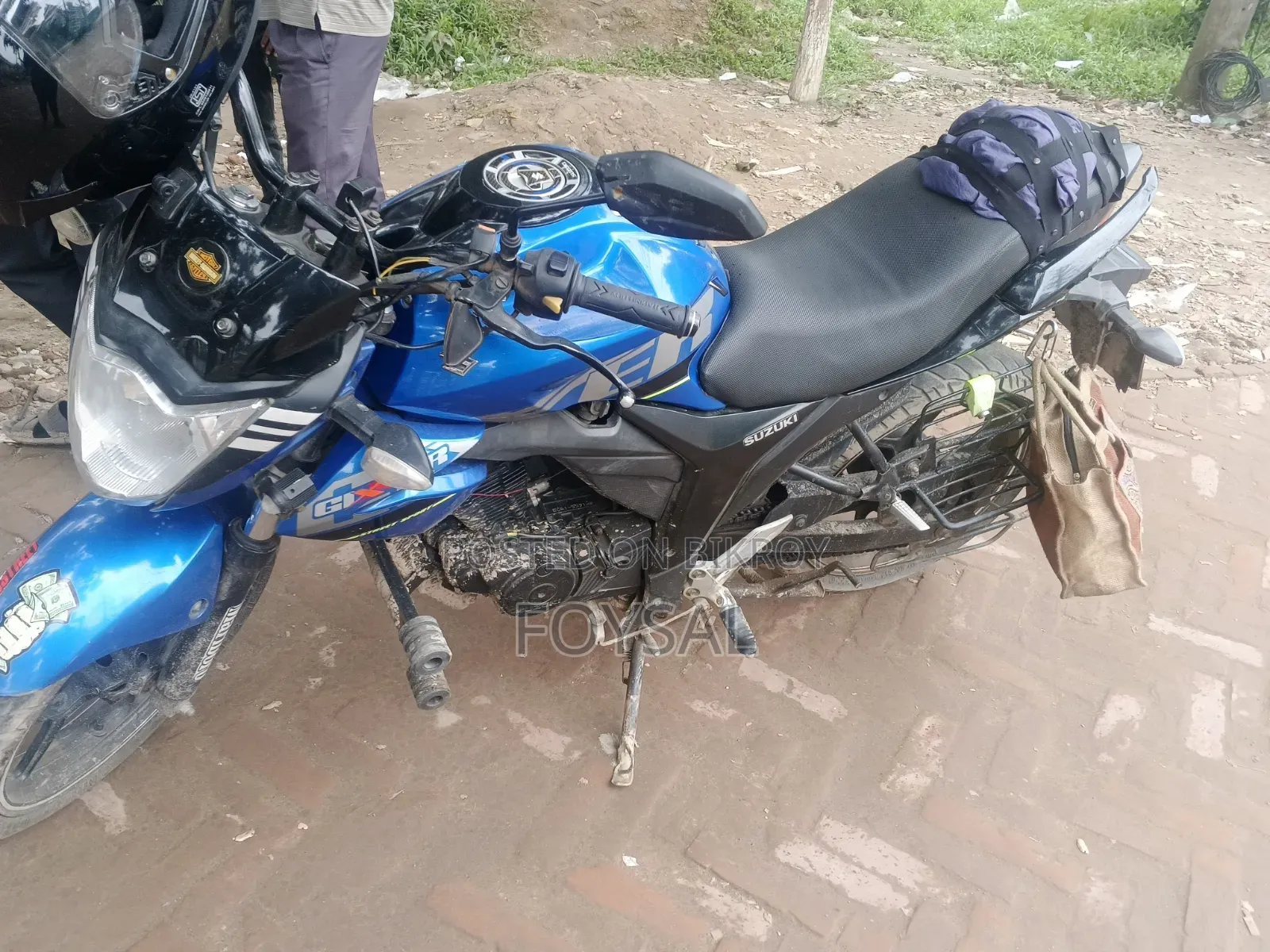 সুজুকি জিক্সার ২০১৯ নীল