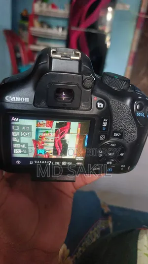 Canon 1300d