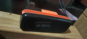 Very good quality Bluetooth speaker, holds charge for a long time