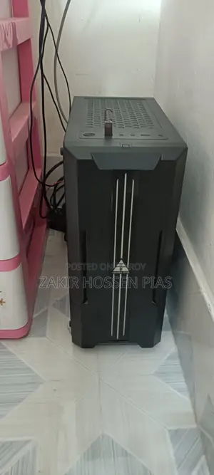 Desktop Computer 8GB Intel Core i5 SSD 256GB