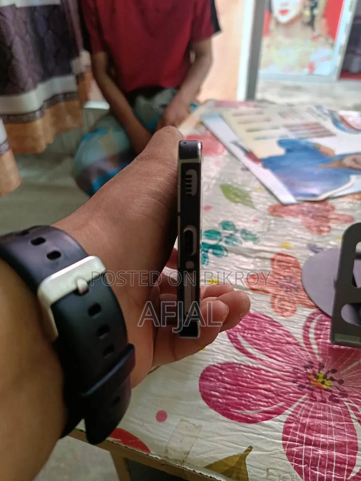 নাথিং ফোন ১ ২৫৬ জিবি ব্ল্যাক