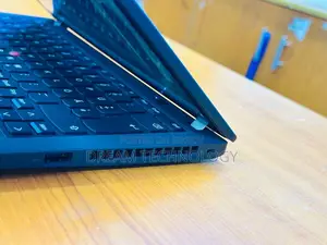 Laptop Lenovo ThinkPad X13 Gen 2 16GB Intel Core I5 SSD 256GB