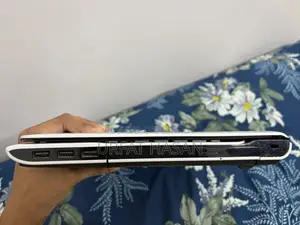 ল্যাপটপ Sony Vaio E15 Sve1513p1ew ৬জিবি ইন্টেল কোর আই৩ এসএসডি ২৫৬জিবি