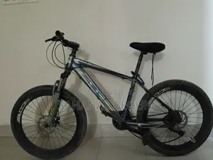 একটি Cero ২০০ সাইকেল বিক্রি করা হবে।
