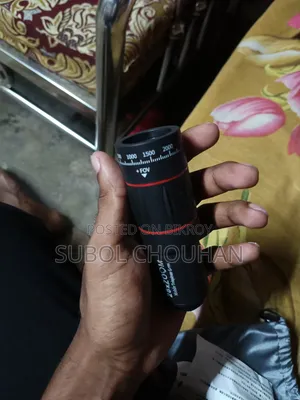ক্যামেরা লেন্স