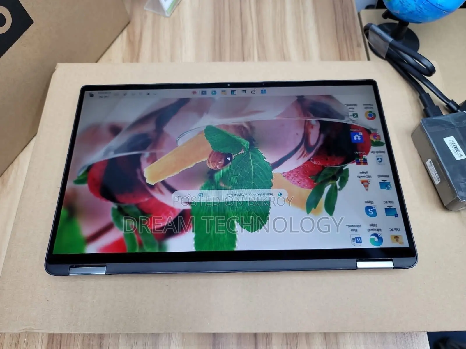 Laptop Dell Latitude 5320 2-in-1 16GB Intel Core I5 SSD 256GB