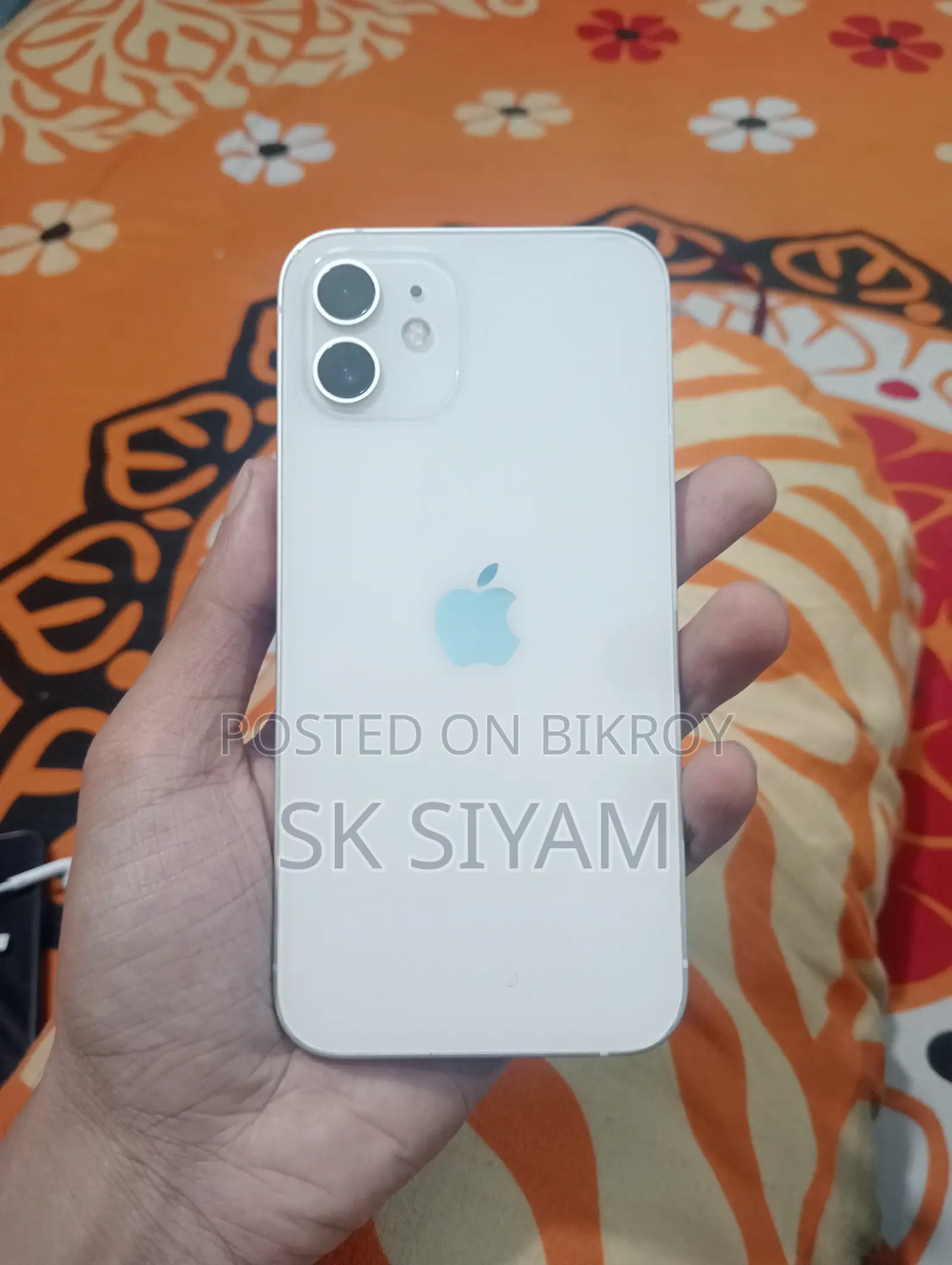 অ্যাপল আইফোন ১২ ১২৮ জিবি সাদা