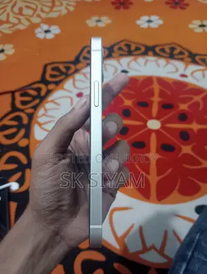 অ্যাপল আইফোন ১২ ১২৮ জিবি সাদা