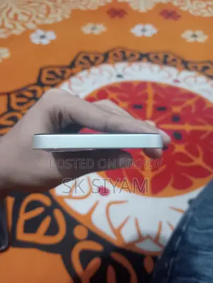 অ্যাপল আইফোন ১২ ১২৮ জিবি সাদা