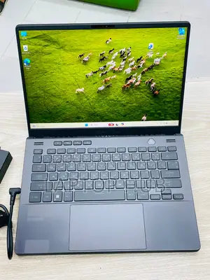 Laptop ASUS Rog Zephyrus G14 16GB AMD Ryzen 9 1TB SSD