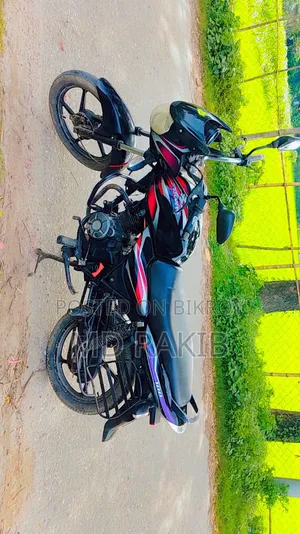 বাজাজ ডিসকভার ১০০ ২০১২ ব্ল্যাক
