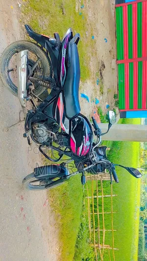 Bajaj Discover 100 2012 Black