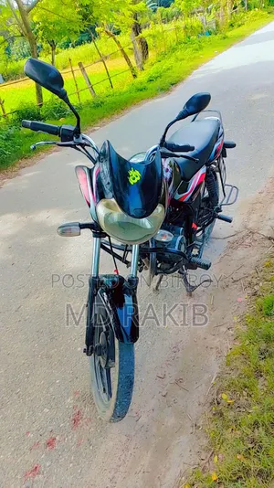 Bajaj Discover 100 2012 Black