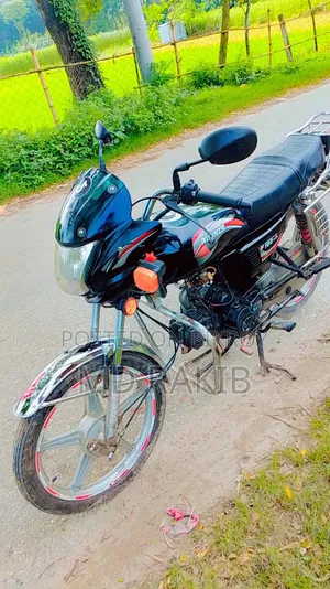রানার এফ১০০ - ৬এ ২০১৭ ব্ল্যাক