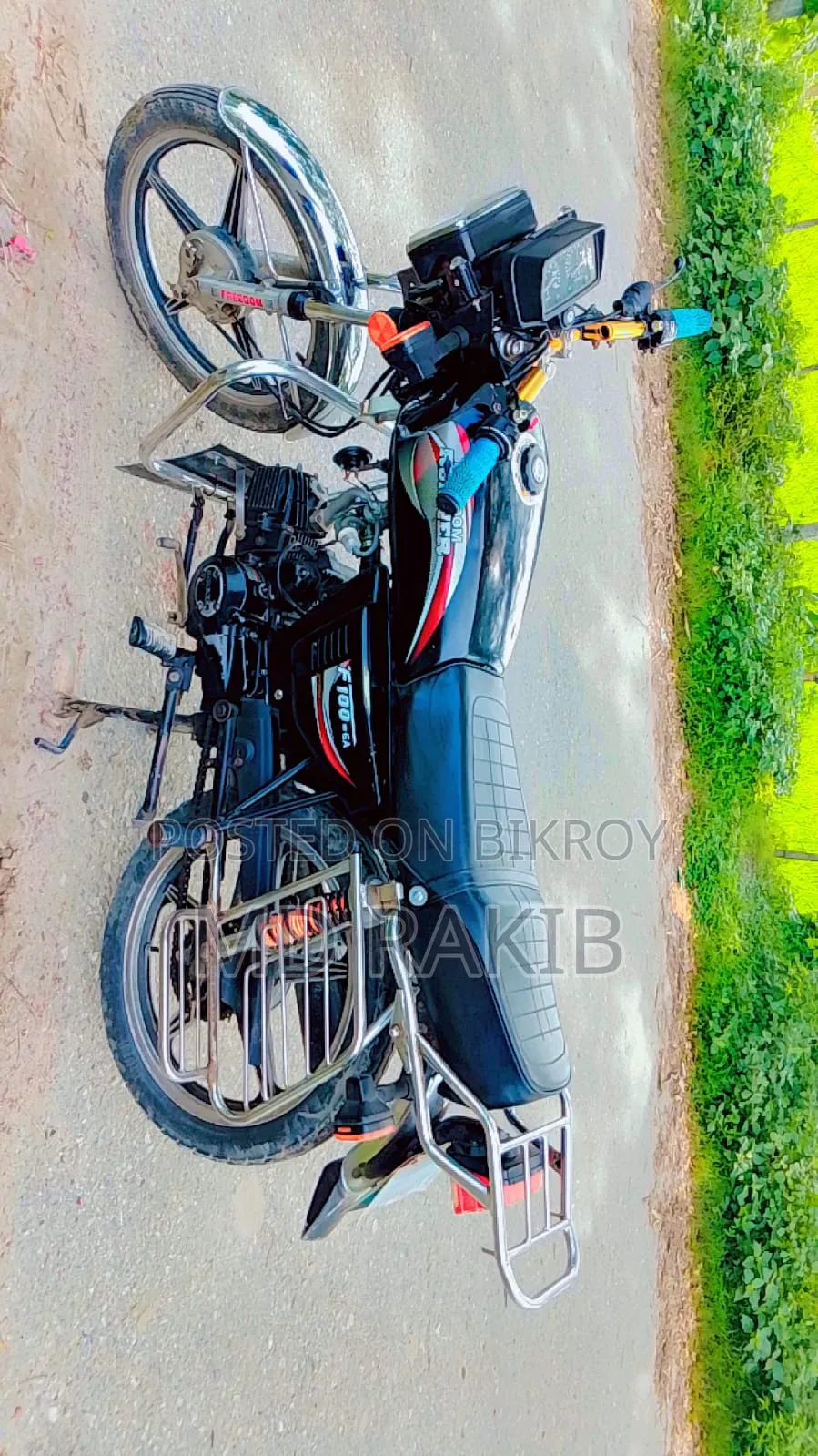 রানার এফ১০০ - ৬এ ২০১৭ ব্ল্যাক
