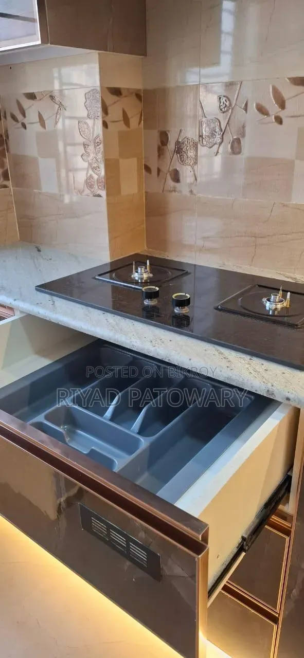 Furnished 3 Bedroom House in Basundhara for Sale