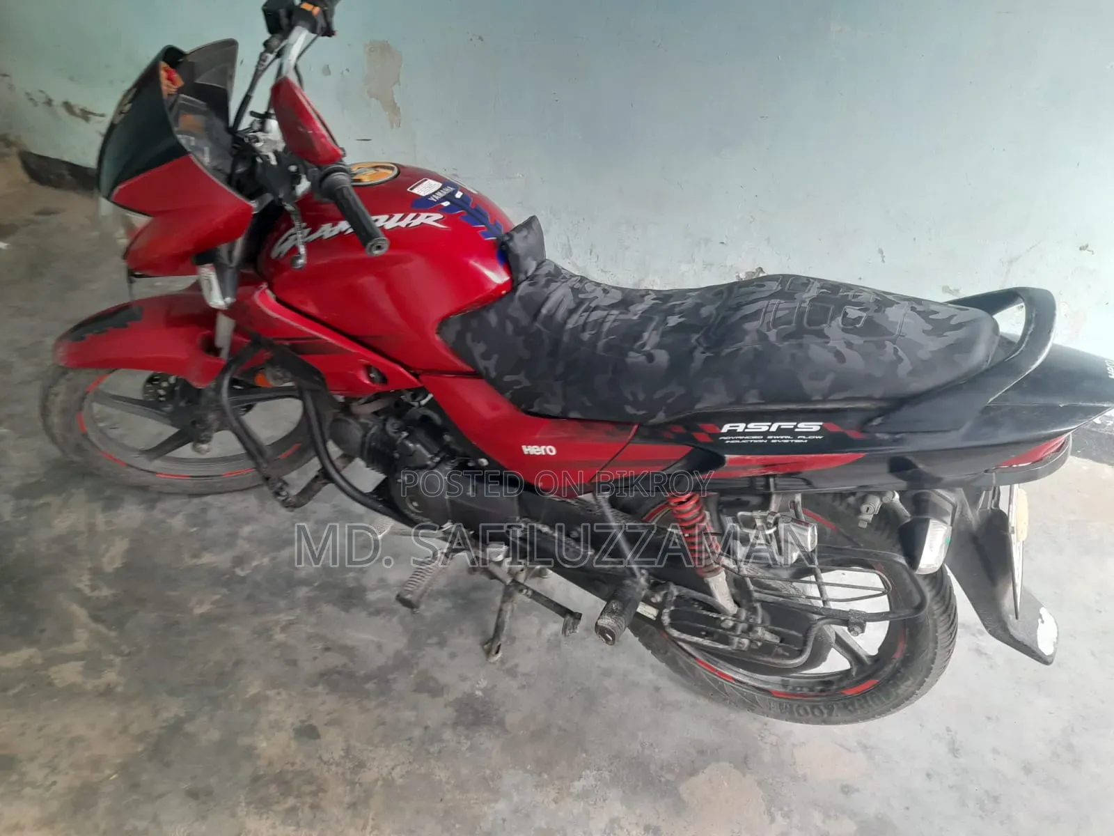 হিরো গ্ল্যামার ২০১২ লাল