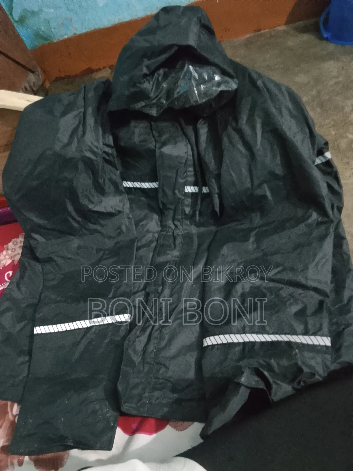 Will sell raincoat