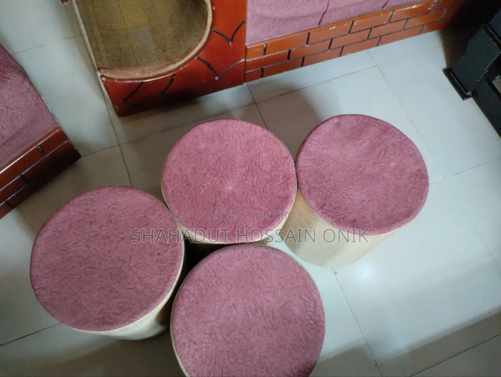 Corner Sofa With 4 Stools
