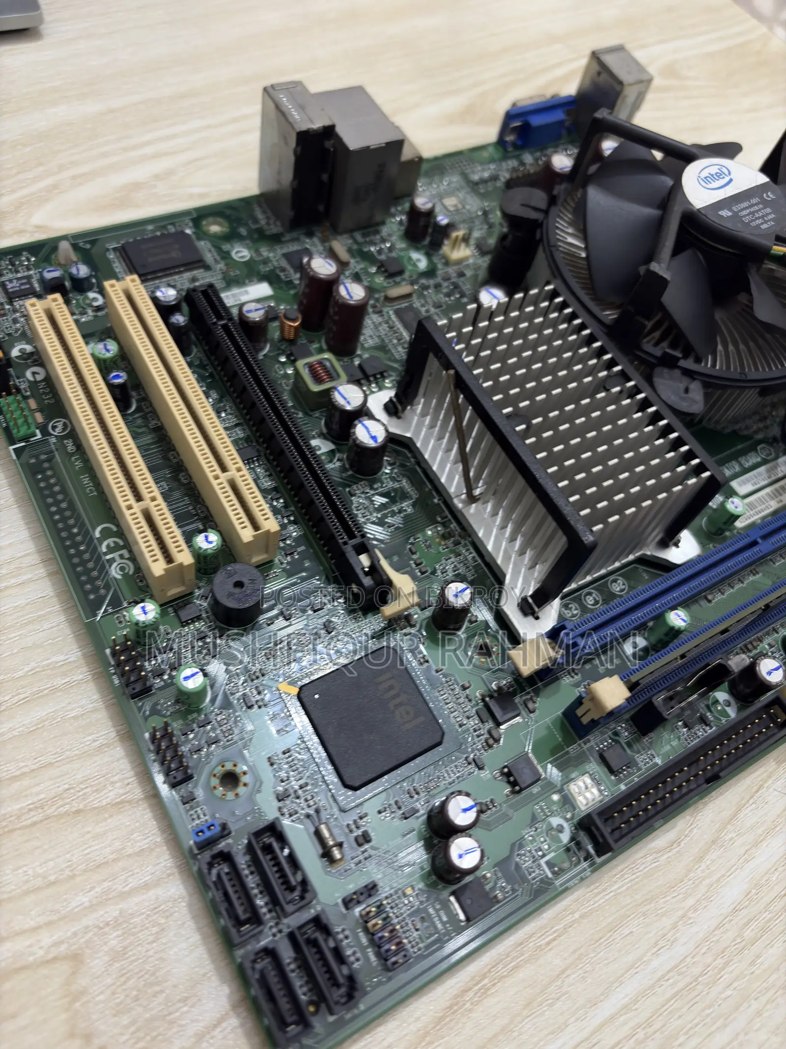 Intel DG41RQ Motherboard + Original Intel Cooler + 400W PSU