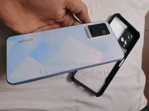 Vivo Y21 64 GB White