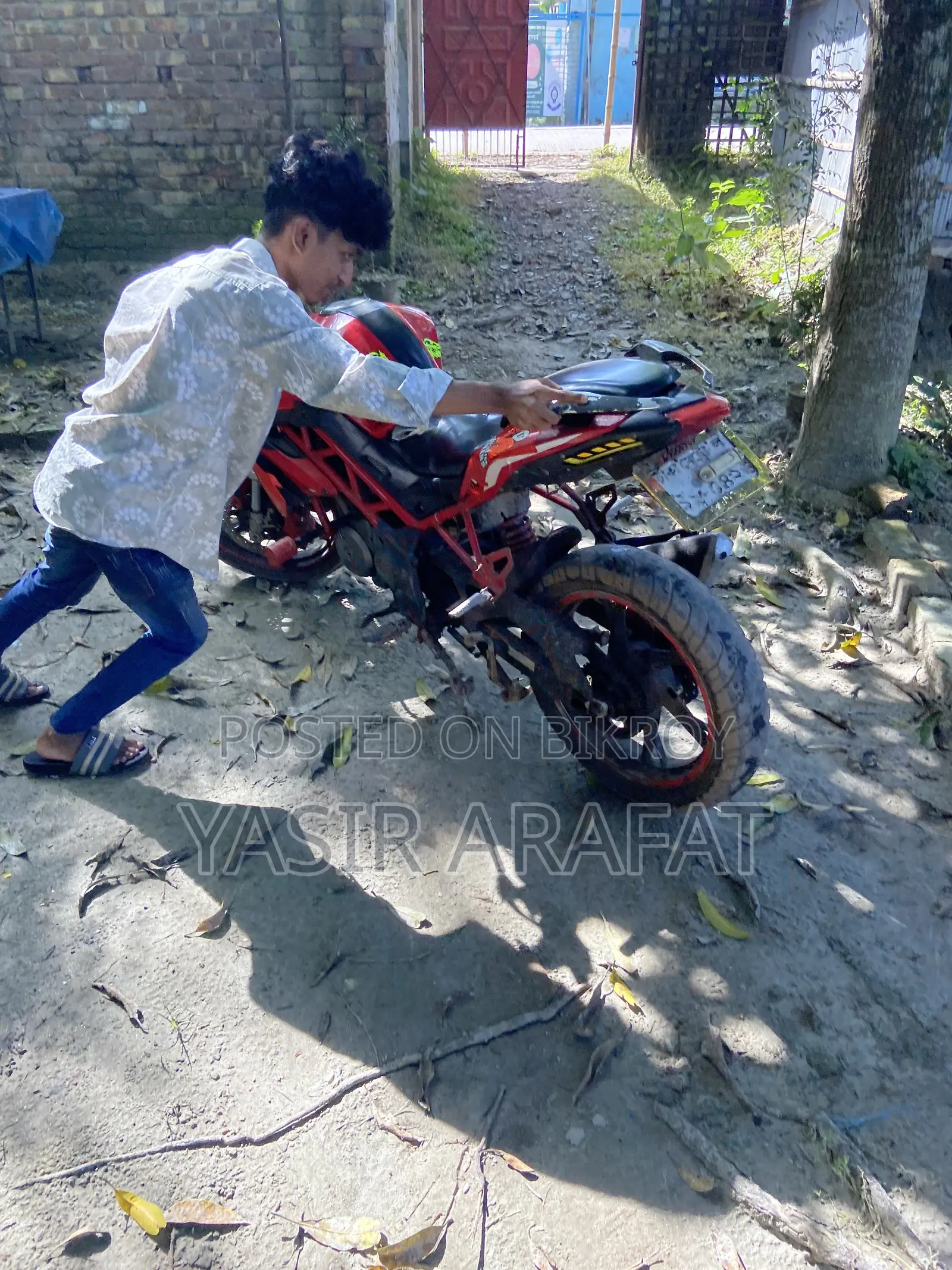 Benelli TNT 2019 Red