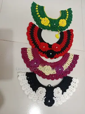 Crochet collar