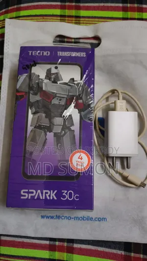 Tecno Spark 30C 128 GB Silver