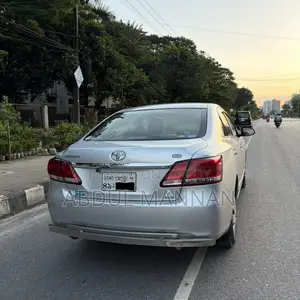 টয়োটা প্রিমিও ১.৫ ফ্রন্ট হুইল ড্রাইভ ২০১৭ সিলভার
