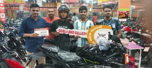 সুজুকি গিক্সার এসএফ ২০২০ কালো