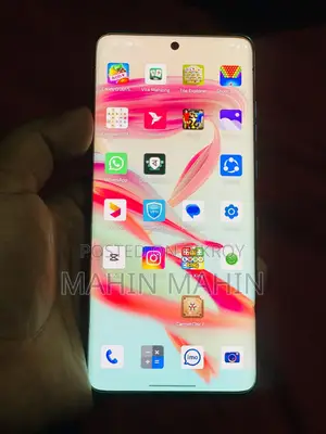 নতুন মটোরোলা এজ ৬০ ফিউশন ২৫৬ জিবি