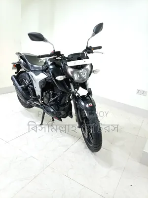 TVS Apache RTR 160 4V 2021 Black