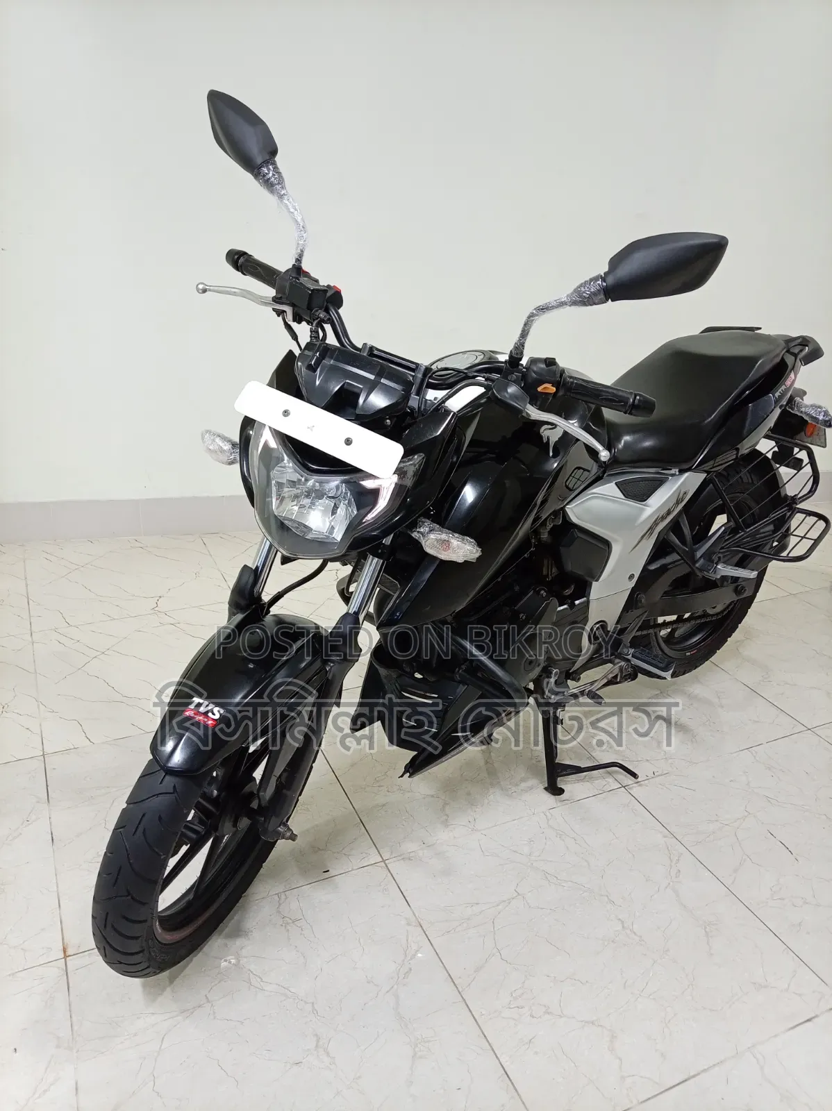 টিভিএস এপাছি আরটিআর ১৬০ ৪ভি ২০২১ ব্ল্যাক