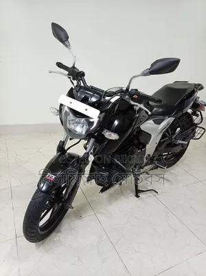 টিভিএস এপাছি আরটিআর ১৬০ ৪ভি ২০২১ ব্ল্যাক