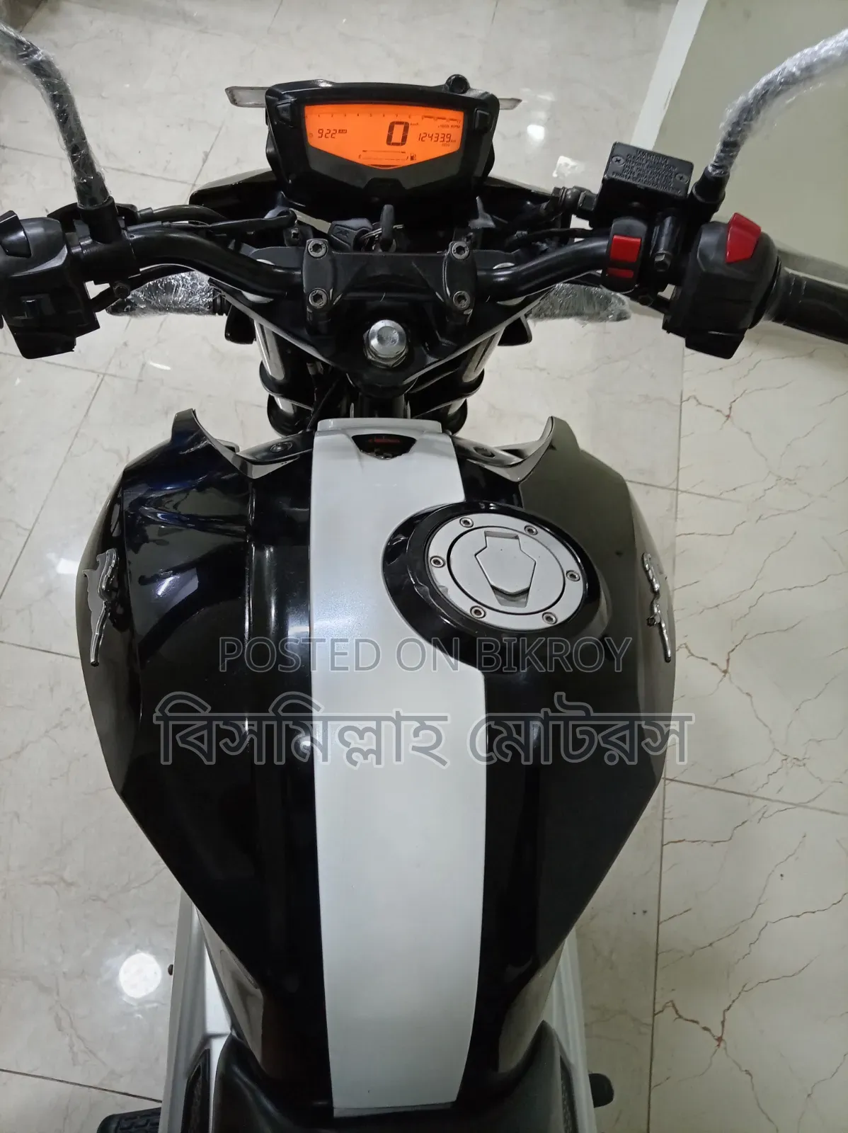 টিভিএস এপাছি আরটিআর ১৬০ ৪ভি ২০২১ ব্ল্যাক