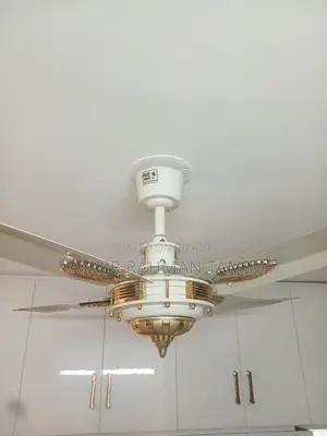 লাক্সারি ফ্যান ( ৪ ব্লেড )