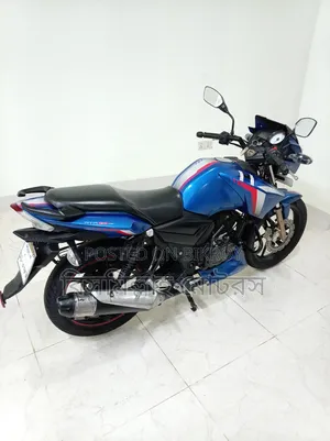 টিভিএস ২০১৮ নীল