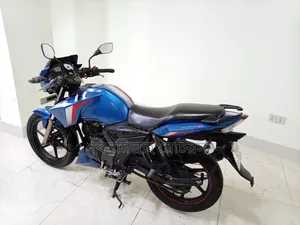 টিভিএস ২০১৮ নীল