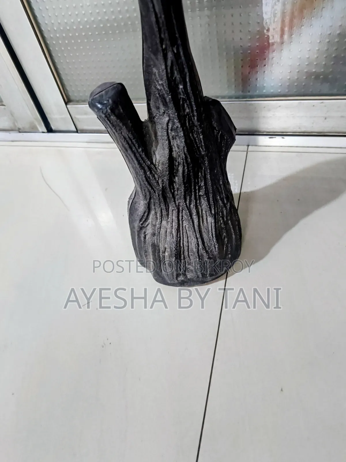 New, 5 feet largest size taro leaf plant and expensive color tub