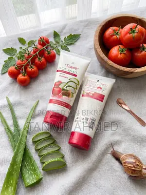 AR Tomato Aloe Snail Foam Face Wash (Thailand)