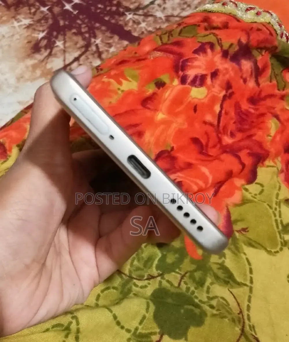 Helio 100 256 GB Rose Gold