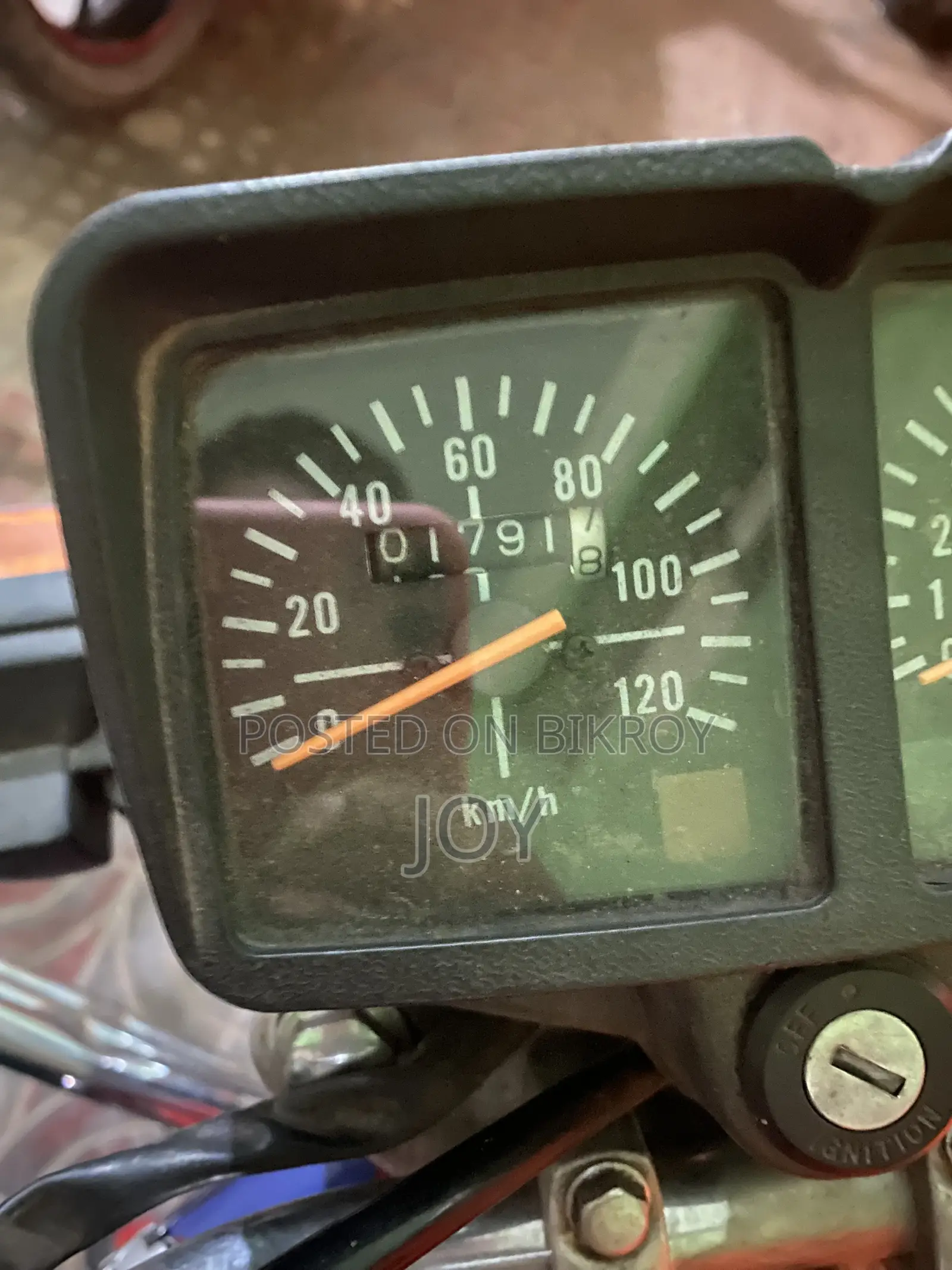 Honda 2005 Red