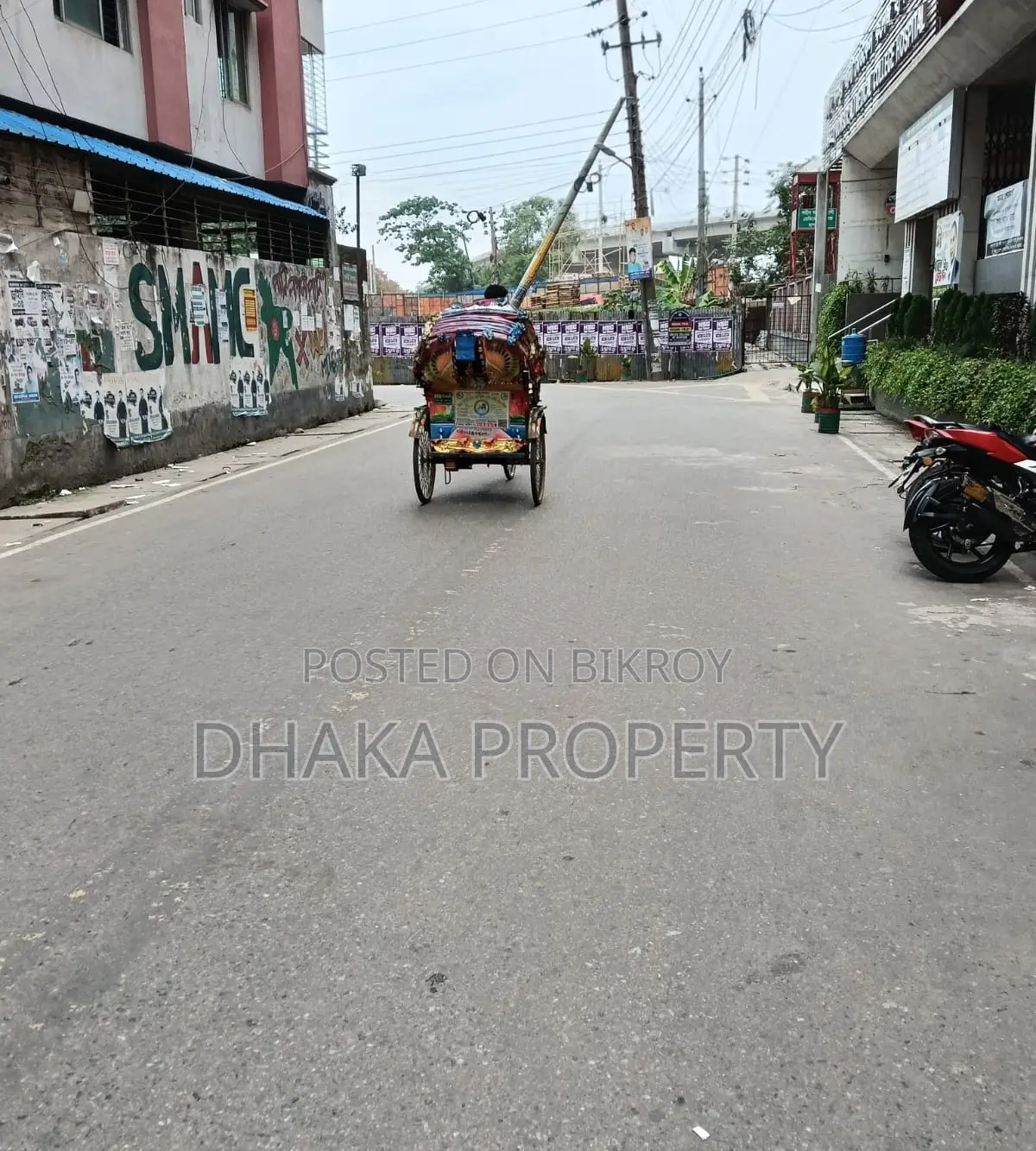 300ft Road 3 Katha Park North at Sector-11