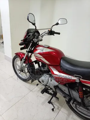 বাজাজ CT 100 ES ২০২১ লাল
