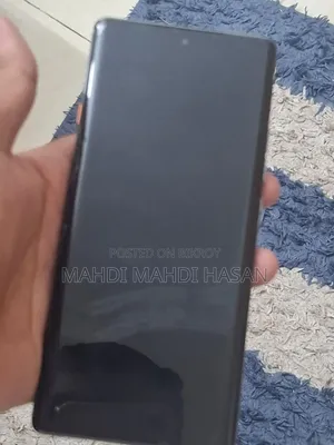 টেকনো ক্যামন ৪০ প্রো ৪জি ২৫৬ জিবি ব্ল্যাক