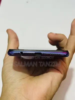 ভিভো ভি২০ ১২৮ জিবি