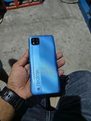 রিয়েলমি সি১১ ৩২ জিবি নীল